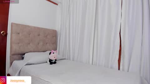 V  I C  T O R I A  online show from 12/09/24, 10:20