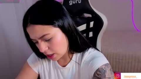 V  I C  T O R I A  online show from 01/05/26, 06:55