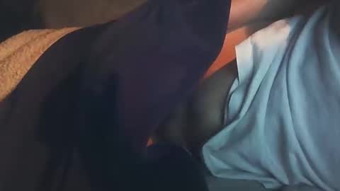 vicvictoree online show from 12/22/25, 05:37