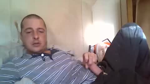 Snapshot of vids1977 chatting on 12/04/24, 05:00 vids1977 online show from 12/04/24, 05:00