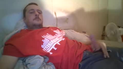 Snapshot of vids1977 chatting on 01/05/25, 01:58 vids1977 online show from 01/05/25, 01:58