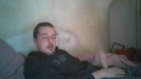 Snapshot of vids1977 chatting on 01/19/25, 07:04 vids1977 online show from 01/19/25, 07:04