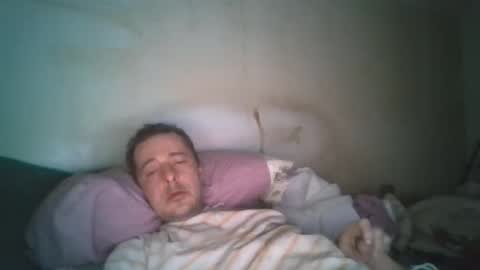 Snapshot of vids1977 chatting on 02/02/25, 04:05 vids1977 online show from 02/02/25, 04:05