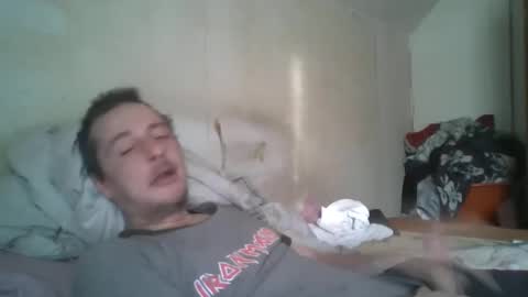 Snapshot of vids1977 chatting on 02/09/25, 04:29 vids1977 online show from 02/09/25, 04:29