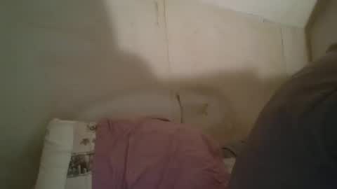 Snapshot of vids1977 chatting on 02/11/25, 12:28 vids1977 online show from 02/11/25, 12:28