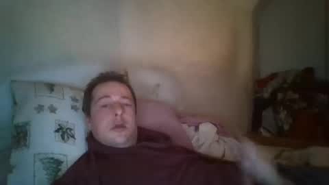 Snapshot of vids1977 chatting on 02/21/25, 06:51 vids1977 online show from 02/21/25, 06:51