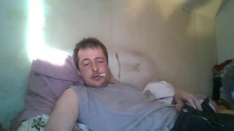 Snapshot of vids1977 chatting on 02/28/25, 02:53 vids1977 online show from 02/28/25, 02:53