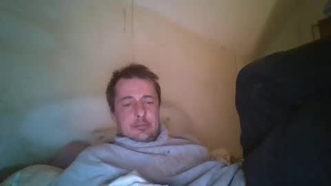 Snapshot of vids1977 chatting on 03/03/25, 01:31 vids1977 online show from 03/03/25, 01:31