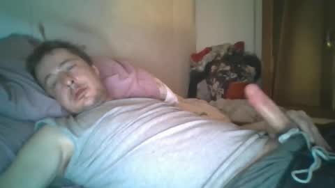 Snapshot of vids1977 chatting on 03/04/25, 12:55 vids1977 online show from 03/04/25, 12:55