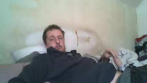 Snapshot of vids1977 chatting on 03/10/25, 09:51 vids1977 online show from 03/10/25, 09:51