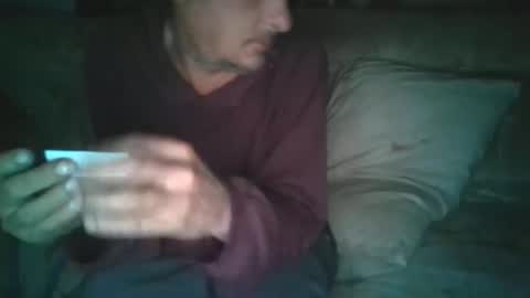 Snapshot of vids1977 chatting on 10/21/25, 08:15 vids1977 online show from 10/21/25, 08:15