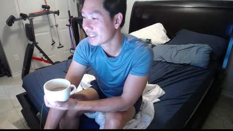 Snapshot of vietnamese23 chatting on 01/05/25, 11:26 wonderful online show from 01/05/25, 11:26