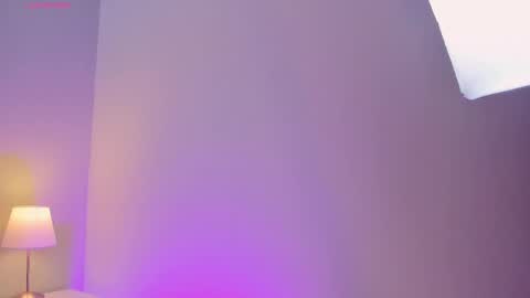 Victoria  online show from 09/23/25, 11:24