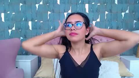 Viictoriasecret online show from 11/13/25, 09:41