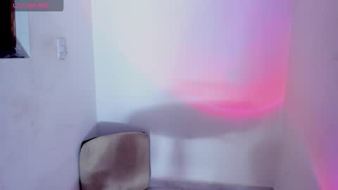 Snapshot of viioleett_cum chatting on 03/18/26, 01:58 viioleett_cum online show from 03/18/26, 01:58