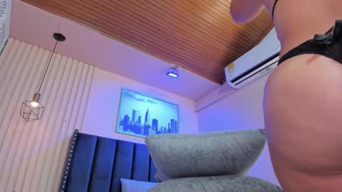 Viiolett online show from 02/14/26, 08:27