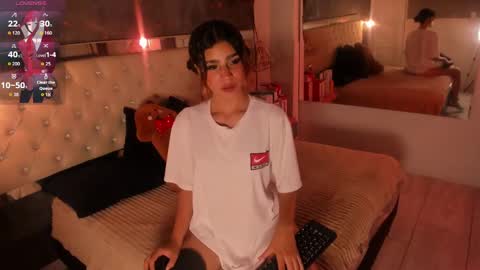 Violet online show from 09/15/25, 01:00