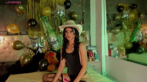 Violet online show from 09/29/25, 05:29