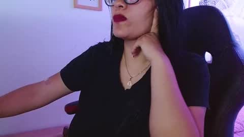 Snapshot of viiolleta chatting on 03/07/25, 01:09 viioleta online show from 03/07/25, 01:09