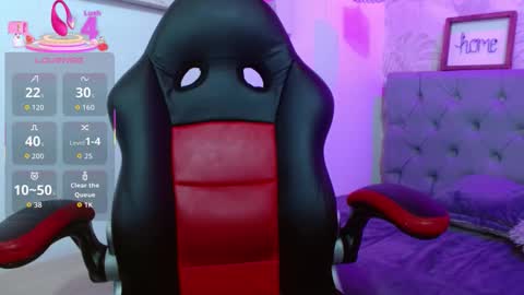 Snapshot of viiolleta chatting on 10/06/25, 12:35 viioleta online show from 10/06/25, 12:35