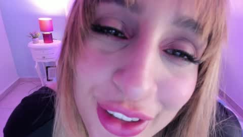 Violet online show from 02/01/25, 01:09