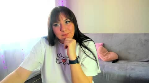 Snapshot of vik_and_love chatting on 04/29/26, 03:10 Vika online show from 04/29/26, 03:10
