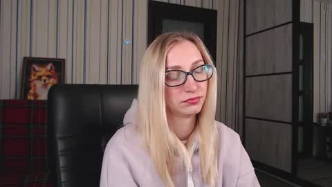 Vika online show from 09/12/25, 05:07