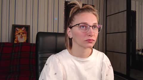 Vika online show from 01/09/26, 01:25