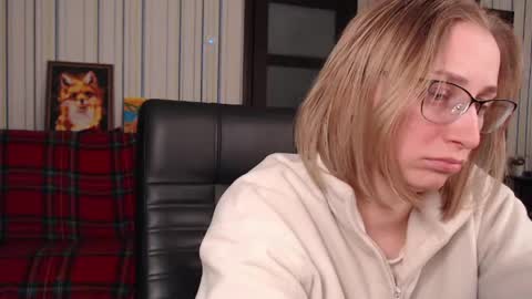 Snapshot of vikaericka chatting on 04/22/26, 06:31 Vika online show from 04/22/26, 06:31