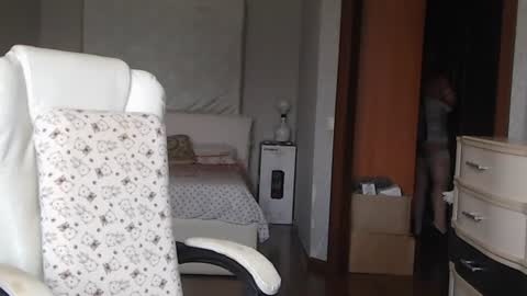 Snapshot of vikaohair chatting on 07/03/26, 10:10 Vikaohair online show from 07/03/26, 10:10
