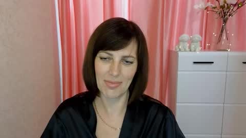 Vika online show from 10/12/25, 10:36