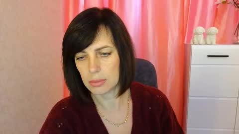 Vika online show from 11/06/25, 09:21