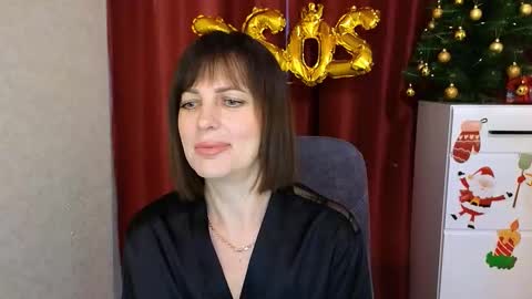 Vika online show from 12/15/25, 11:14