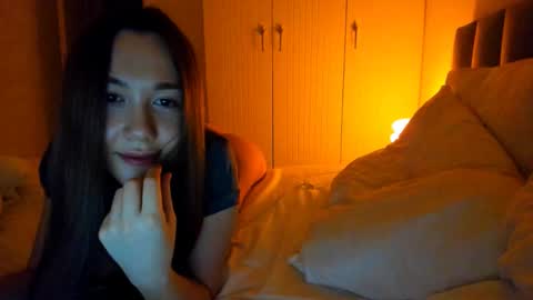 Vika   online show from 02/08/26, 10:24