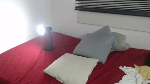 Viki Mom  online show from 01/21/25, 06:45