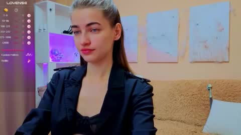 vikiberry online show from 11/22/25, 04:55