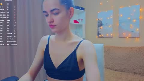 Snapshot of vikiberry chatting on 03/15/26, 03:01 vikiberry online show from 03/15/26, 03:01