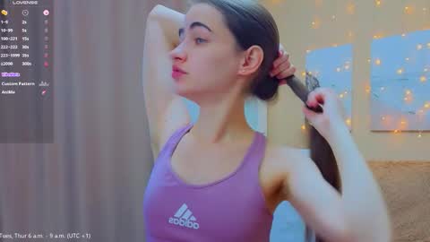 Snapshot of vikiberry chatting on 03/24/26, 05:01 vikiberry online show from 03/24/26, 05:01