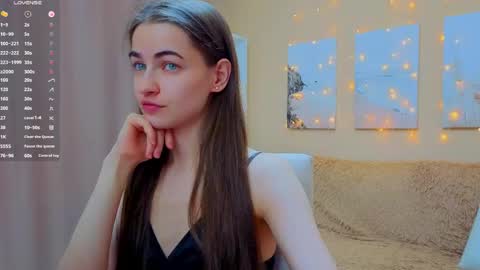 Snapshot of vikiberry chatting on 04/17/26, 09:56 vikiberry online show from 04/17/26, 09:56