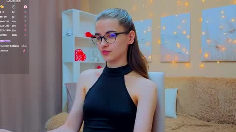 Snapshot of vikiberry chatting on 04/18/26, 04:11 vikiberry online show from 04/18/26, 04:11