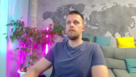 Snapshot of vikingchrisss chatting on 06/12/26, 10:25 vikingchrisss online show from 06/12/26, 10:25