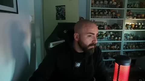 Snapshot of vikingcock__ chatting on 01/14/26, 04:34 vikingc0ck online show from 01/14/26, 04:34