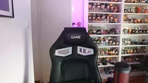 Snapshot of vikingcock__ chatting on 02/02/26, 04:17 vikingc0ck online show from 02/02/26, 04:17