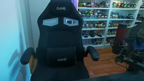 Snapshot of vikingcock__ chatting on 02/19/26, 04:47 vikingc0ck online show from 02/19/26, 04:47