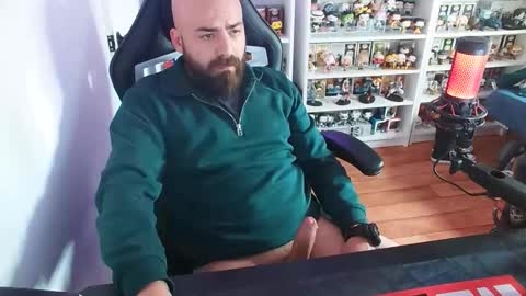 Snapshot of vikingcock__ chatting on 04/10/26, 03:28 vikingc0ck online show from 04/10/26, 03:28