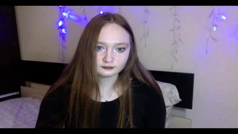 vikippink online show from 10/06/25, 12:13