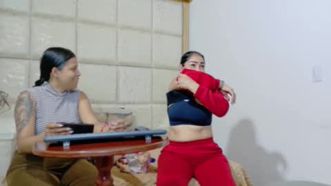 Snapshot of vikitomson chatting on 01/12/26, 01:16 vikiTomson online show from 01/12/26, 01:16