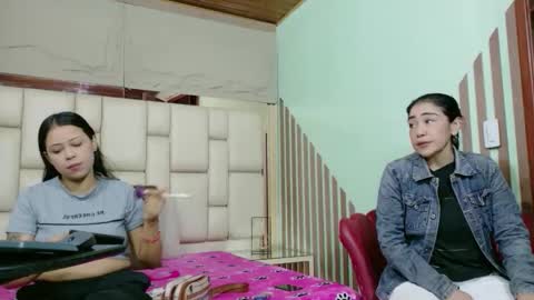 Snapshot of vikitomson chatting on 02/07/26, 01:37 vikiTomson online show from 02/07/26, 01:37