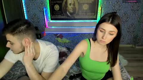 vikki and george online show from 02/10/25, 06:35