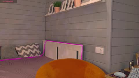 Viki online show from 09/23/25, 03:20